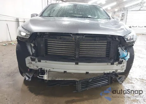 2019 Buick Enclave Awd Essence z USA, uszkodzony, nr VIN 5GAEVAKW4KJ286786